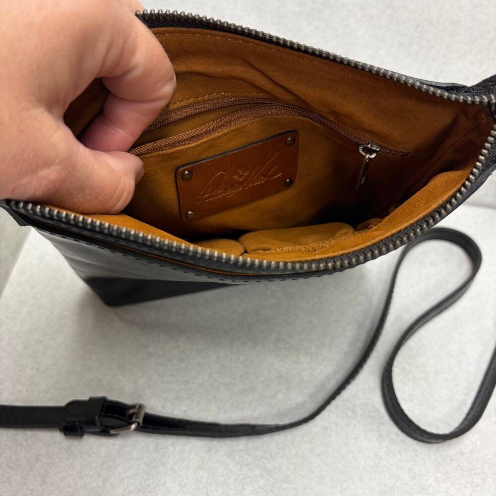 Patricia Nash Black Leather Organizer Messenger Crossbody Minimalist Quiet Lux - Picture 6 of 9